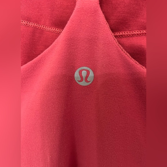 Lululemon Tank top Size 4 Color Pink - Picture 4 of 6